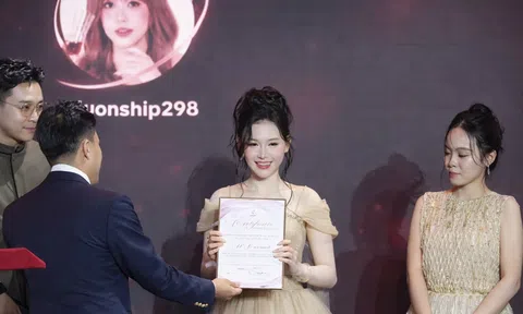 Đinh Thuý Kiều vinh dự nhận giải “Nhà Sáng Tạo Toàn Diện 2025” từ Ban Media – Dấu ấn rực rỡ trên sân khấu vinh danh