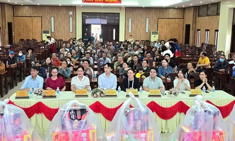 Công ty Cổ phần Dệt TQT đồng hành cùng chương trình “Tết yêu thương” Xuân Bính Ngọ 2026 tại Xã Tân Châu