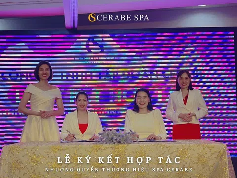 Chúc mừng giám đốc Ôn Thị Thủy ký kết mở Spa Cerabe